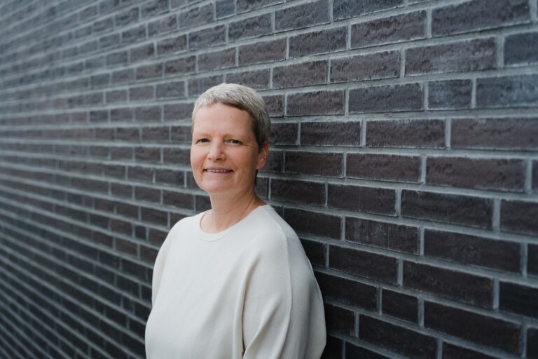 Businessfotografie Frau Winkelmann Businessshooting Claudia Rixecker final klein 6 768x512