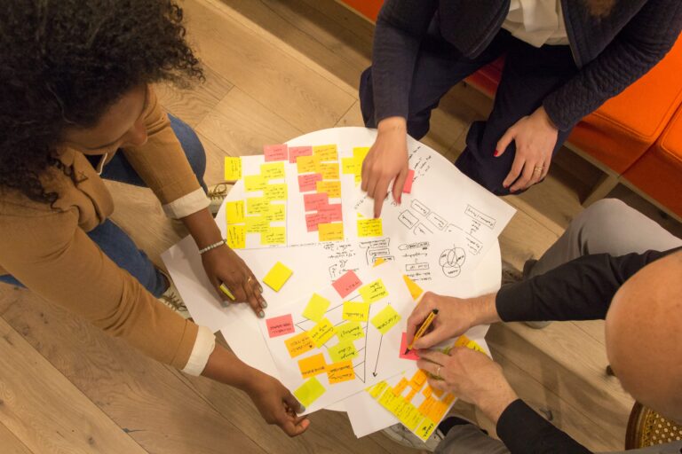 Zettel Haende 1355 min 768x512