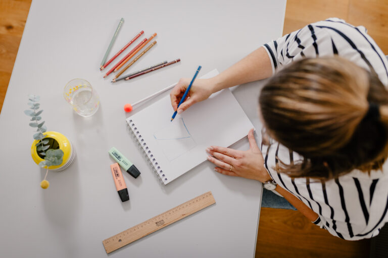 23 11 20 11 16 31 web 768x512