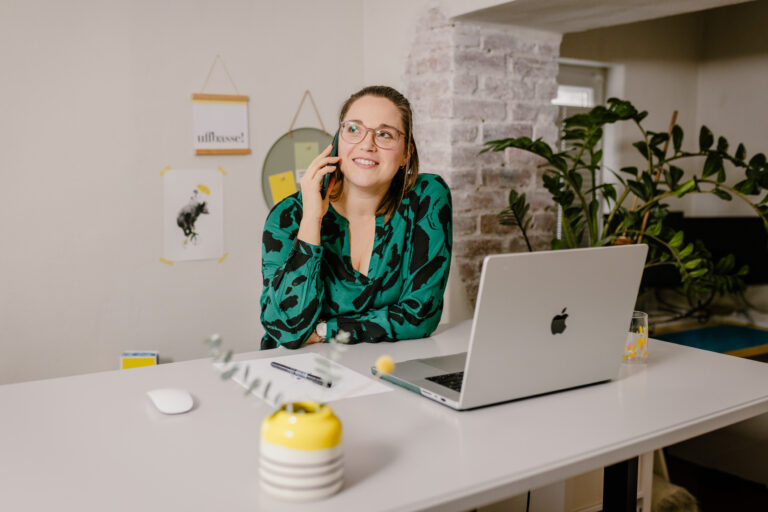 23 11 20 11 43 55 web 768x512