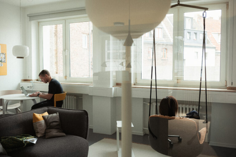 2024 06 NeumannCommunication1 655 768x512