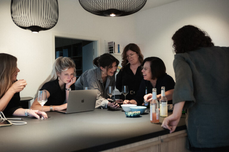 2024 06 NeumannCommunication3 241 768x512