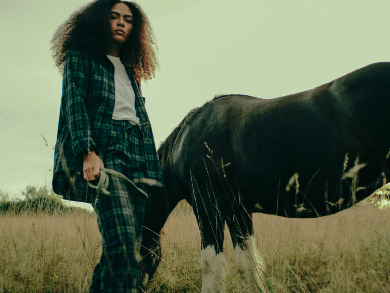 avonte AW25 Campaign NMA 0082 LoRes Final V3 768x576